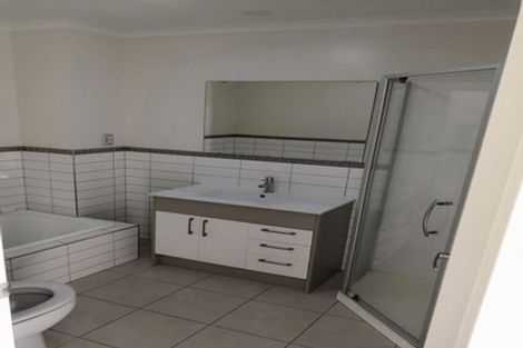 Photo of property in 216 Porchester Road, Takanini, 2112