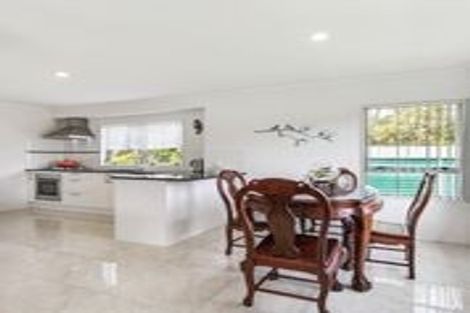 Photo of property in 16 Heathridge Place, Burswood, Auckland, 2013