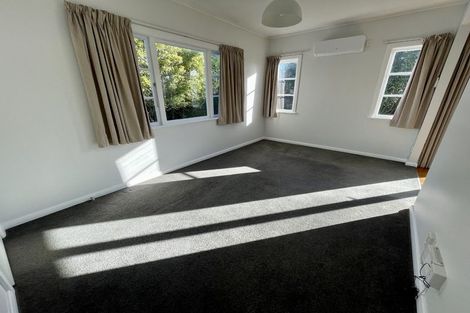 Photo of property in 19 Naenae Road, Naenae, Lower Hutt, 5011