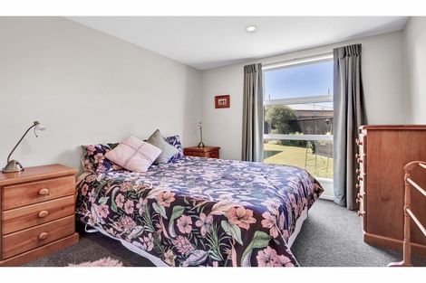 Photo of property in 8 Wisteria Lane, Rangiora, 7400