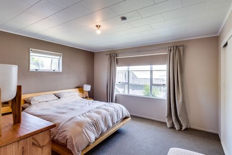 Photo of property in 15 Sutherland Street, Tamatea, Napier, 4112