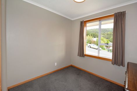 Photo of property in 100 Wakari Road, Helensburgh, Dunedin, 9010