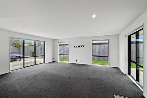 Photo of property in 152a Wainoni Road, Avondale, Christchurch, 8061