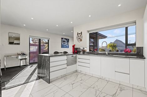 Photo of property in 2 Whaka Terrace, Huntsbury, Christchurch, 8022