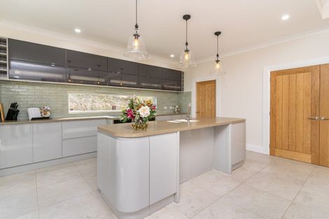 Photo of property in 38 Waldron Crescent, Green Island, Dunedin, 9018