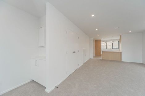 Photo of property in 32 Turtleback Avenue, Whitby, 5024