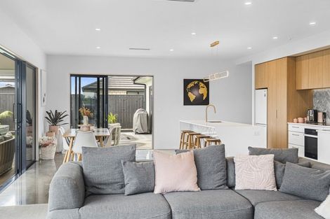 Photo of property in 9a Desmond Place, Bell Block, New Plymouth, 4312