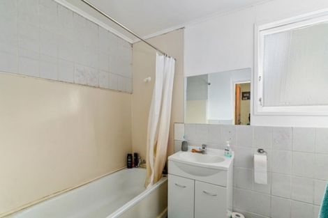 Photo of property in 15 Windsor Street, Springfield, Rotorua, 3015