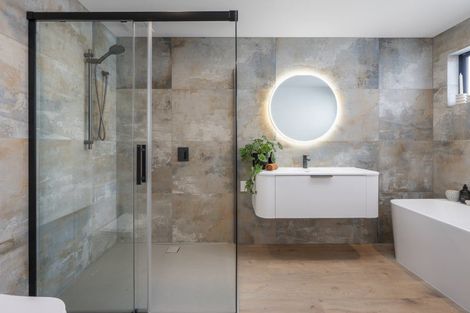 Photo of property in 74 Pelorus Avenue, Poraiti, Napier, 4112