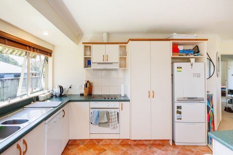 Photo of property in 9 Woodgate Court, Fitzherbert, Palmerston North, 4410