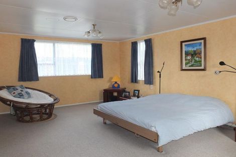 Photo of property in 8 Totara Peak Crescent, Omarama, 9412