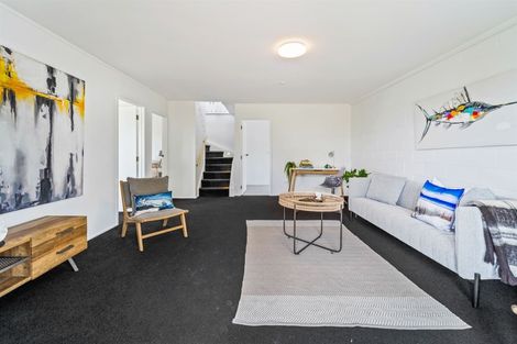 Photo of property in 56 Stanmore Bay Road, Stanmore Bay, Whangaparaoa, 0932