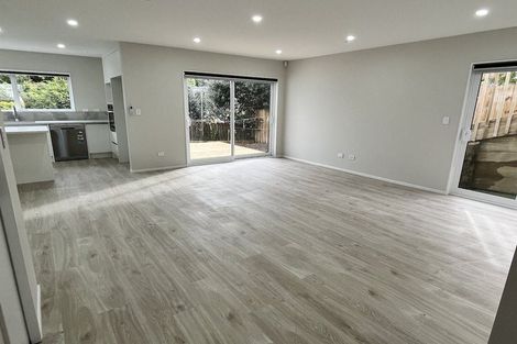 Photo of property in 28b Halberg Street, Glenfield, Auckland, 0629