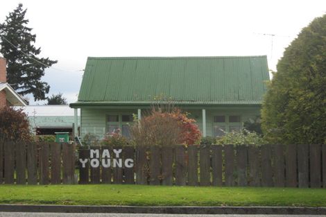 Photo of property in 84 Northumberland Street, Tapanui, 9522