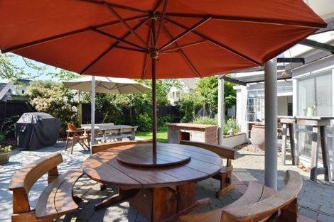 Photo of property in 28 Witbrock Crescent, Burnside, Christchurch, 8053