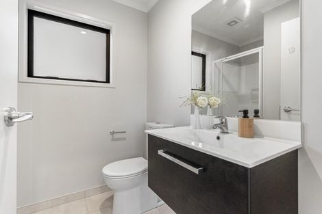 Photo of property in 239 Hobsonville Point Road, Hobsonville, Auckland, 0616