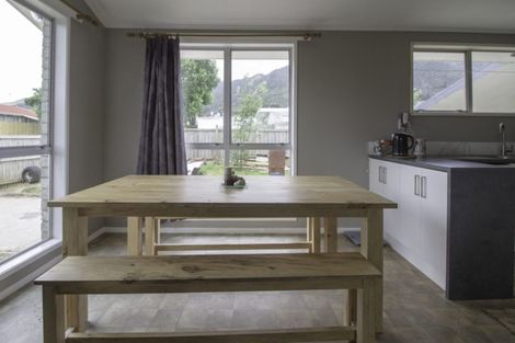 Photo of property in 1 Ruakaka Avenue, Te Aroha, 3320