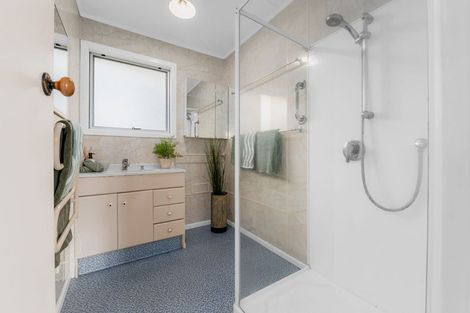 Photo of property in 74 Amanda Avenue, Dinsdale, Hamilton, 3204