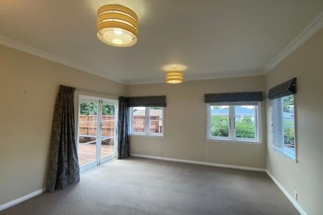 Photo of property in 17 Rimu Road, Raumati Beach, Paraparaumu, 5032