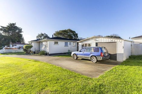 Photo of property in 22 Carbery Place, Manurewa, Auckland, 2102