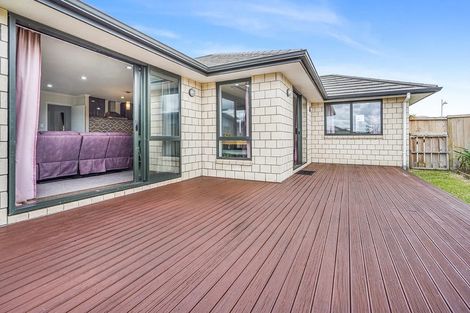 Photo of property in 64 Sirius Crescent, Rototuna North, Hamilton, 3210