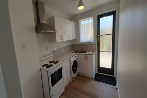 Photo of property in 2/38 North Avon Road, Richmond, Christchurch, 8013