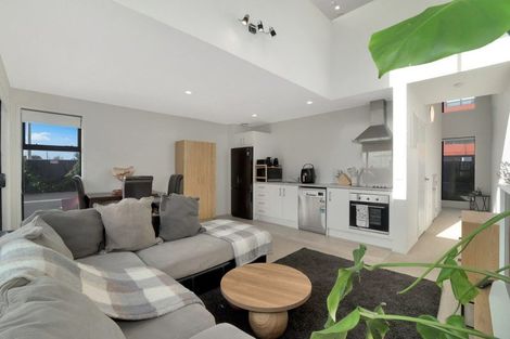 Photo of property in 17 Owens Place, Mount Maunganui, 3116
