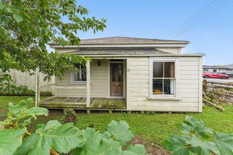 Photo of property in 23 Wakeman Street, Pahiatua, 4910