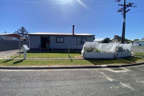 Photo of property in 11a Johnson Street, Waipawa, 4210