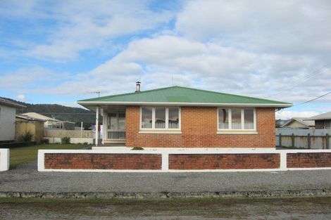 Photo of property in 99 Reid Street, Blaketown, Greymouth, 7805
