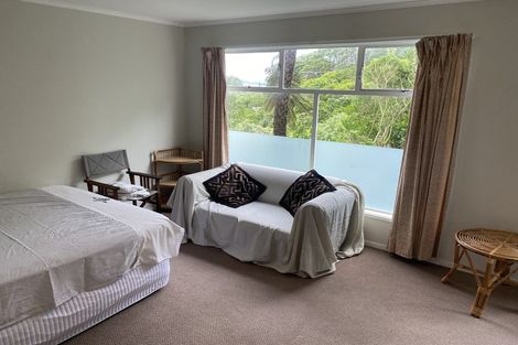 Photo of property in 70 Homebush Road, Khandallah, Wellington, 6035