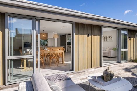 Photo of property in 107 The Boulevard, Papamoa Beach, Papamoa, 3118