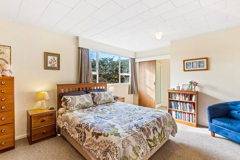 Photo of property in 37 Te Kupe Road, Paraparaumu Beach, Paraparaumu, 5032