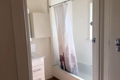 Photo of property in 28 Landscape Road, Papatoetoe, Auckland, 2025