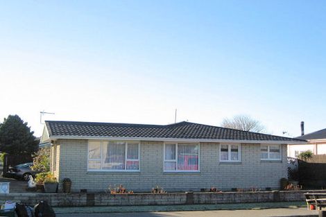 Photo of property in 3/12 Mortlake Street, Islington, Christchurch, 8042