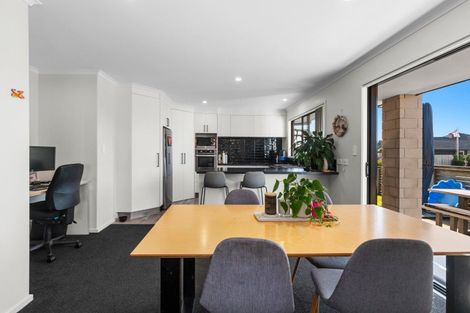 Photo of property in 1 Fearnley Grove, Pyes Pa, Tauranga, 3112