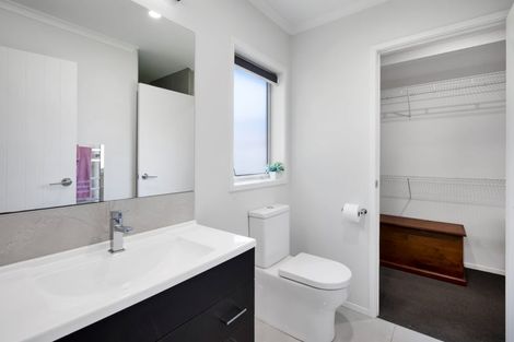 Photo of property in 39a Ainslee Street, Highlands Park, New Plymouth, 4312