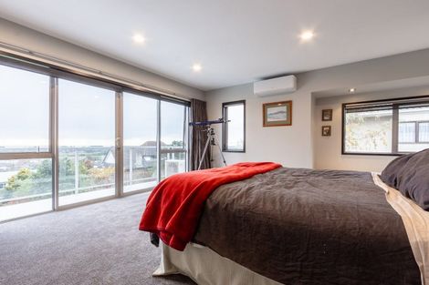 Photo of property in 48 Kotare Street, Waikanae, 5036