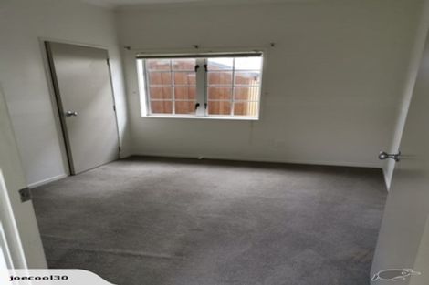 Photo of property in 30 Mulvaney Crescent, Henderson, Auckland, 0612