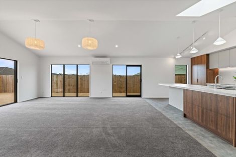 Photo of property in 5b Murray Street, Bell Block, New Plymouth, 4312