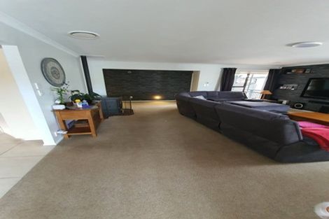 Photo of property in 28 Eglinton Street, Avondale, Christchurch, 8061