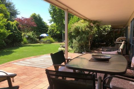 Photo of property in 3 Yasmin Lane, Kinloch, Taupo, 3377