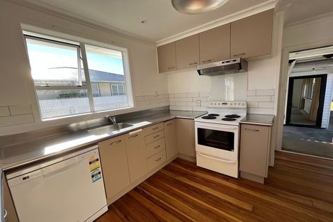 Photo of property in 13 Saint Annes Street, Levin, 5510