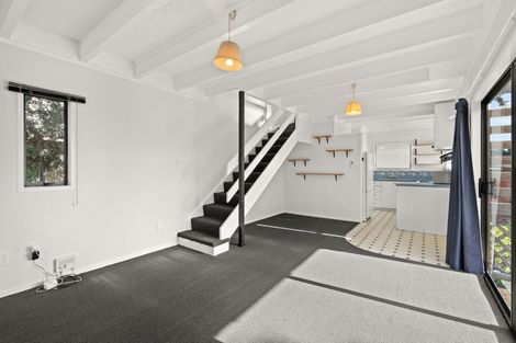 Photo of property in 2/506 Devonport Road, Tauranga South, Tauranga, 3112