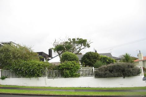 Photo of property in 2/56 Parkhill Road, Mellons Bay, Auckland, 2014
