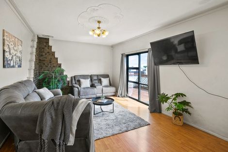 Photo of property in 143 Ngamotu Road, Spotswood, New Plymouth, 4310