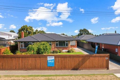Photo of property in 94 Mcmurdo Street, Tinwald, Ashburton, 7700