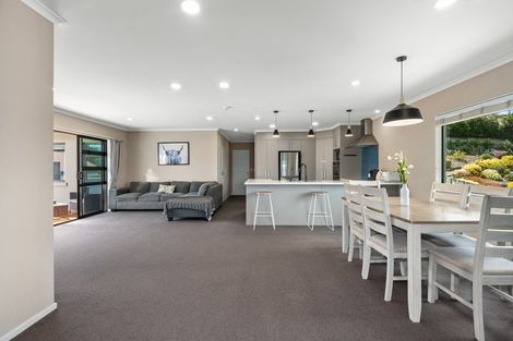 Photo of property in 32 Cotswold Place, Ohauiti, Tauranga, 3112