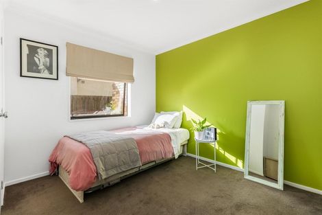 Photo of property in 17 Mavora Road, Lake Hayes, Queenstown, 9304