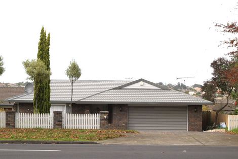 Photo of property in 232 Botany Road, Golflands, Auckland, 2013